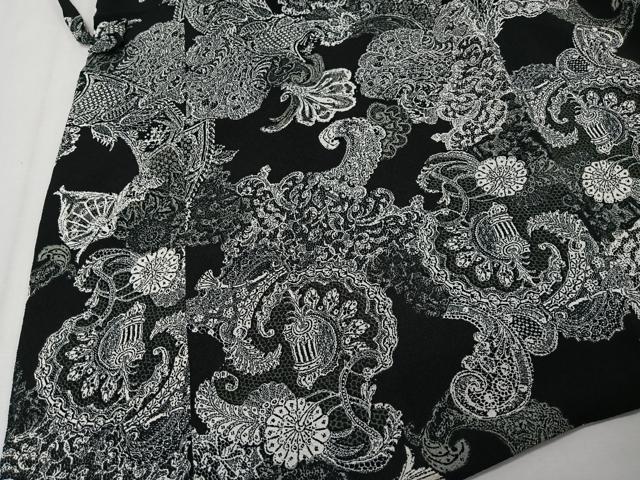 平和屋着物＃道中着　更紗花唐草文　黒地　鬼しぼ縮緬　ロング丈　洗える着物　CABI9552ua