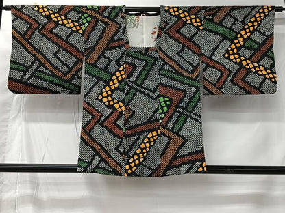 平和屋着物＃道行コート　総絞り　抽象文様　黒地　正絹　逸品　CABI9579ua
