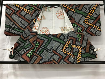 平和屋着物＃道行コート　総絞り　抽象文様　黒地　正絹　逸品　CABI9579ua