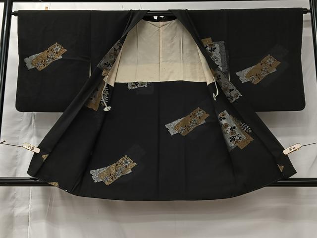 平和屋着物＃羽織　寿光織　色紙重ね草花文　黒地　金銀糸　正絹　逸品　CABI9580ua