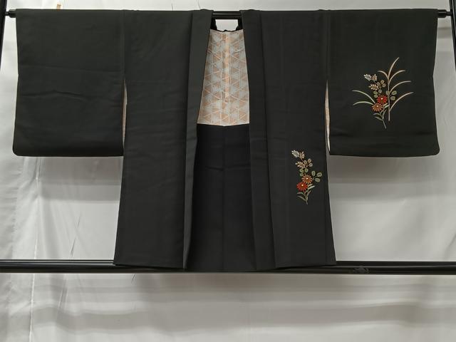 平和屋着物＃羽織　刺繍　草花文　黒地　正絹　逸品　CABI9581ua