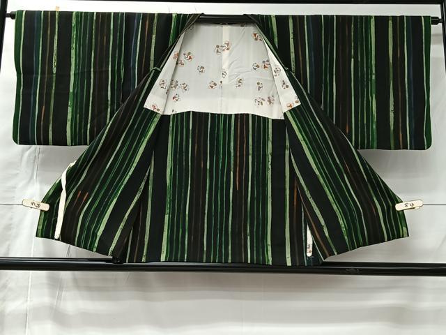 平和屋着物＃道行コート　ろうけつ染　地紋起こし　間道　黒地　正絹　逸品　CABI9584ua