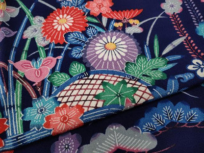 平和屋着物●豪華振袖　紅型　流水籬花文　鬼しぼ縮緬　正絹　逸品　CABI9605ut
