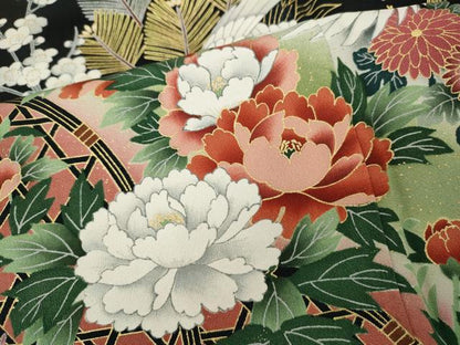 平和屋着物●豪華黒留袖　作家物　駒刺繍　束ね熨斗飛鶴花文　暈し染め　金彩　正絹　逸品　CABI9665ut