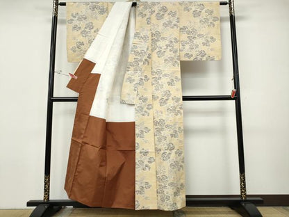 平和屋着物●上質な紬　草花文　正絹　逸品　CABI9668ut