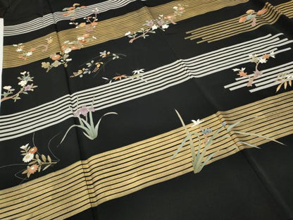 平和屋着物●訪問着　横段草花文　黒地　金彩　正絹　逸品　CABI9684ut