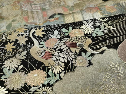 平和屋着物●豪華黒留袖　作家物　御所車鶴草花文　金銀彩　正絹　逸品　CABI9691ut
