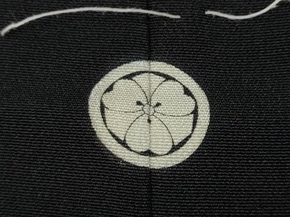 平和屋着物●豪華黒留袖　作家物　御所車鶴草花文　金銀彩　正絹　逸品　CABI9691ut