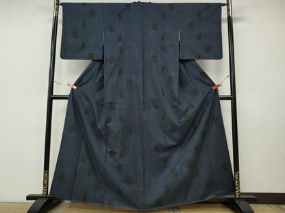 平和屋着物●本場大島紬　7マルキ　色紙重ね文　正絹　逸品　未使用　CABI9709ut