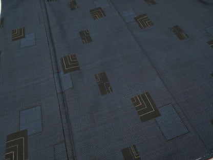 平和屋着物●本場大島紬　7マルキ　色紙重ね文　正絹　逸品　未使用　CABI9709ut