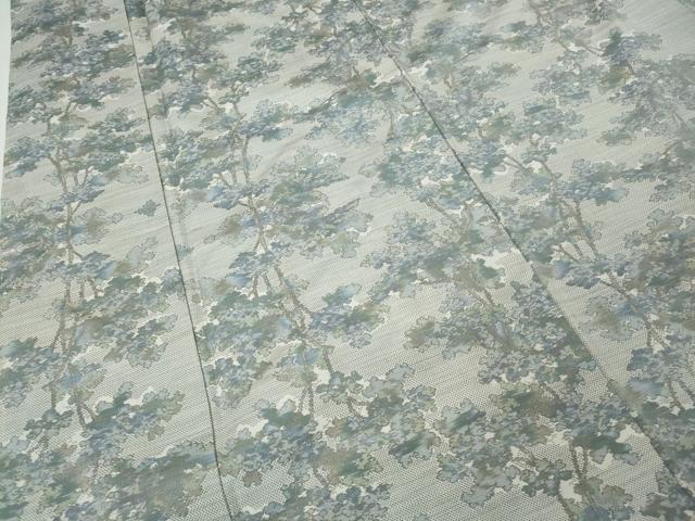 平和屋着物●本場大島紬　白大島　総絣　草木文　正絹　逸品　CABI9745ut