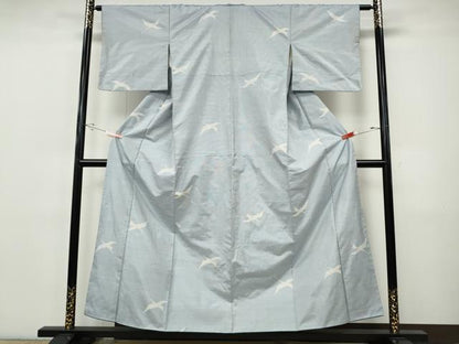 平和屋着物●本場大島紬　白大島　9マルキ　飛鶴文　正絹　逸品　CABI9749ut