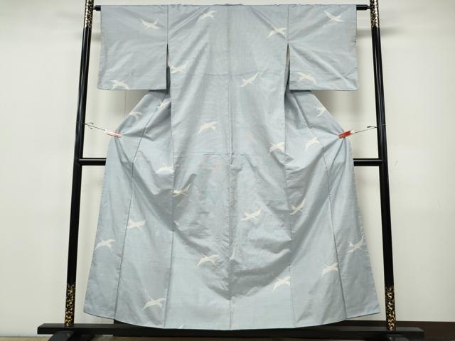平和屋着物●本場大島紬　白大島　9マルキ　飛鶴文　正絹　逸品　CABI9749ut