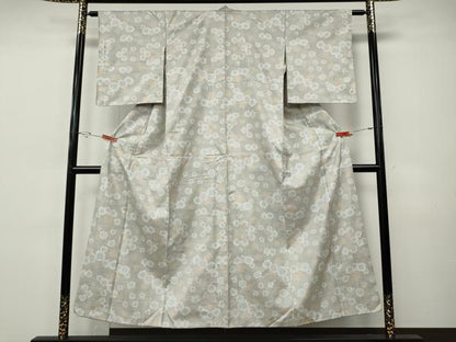 平和屋着物●本場大島紬　白大島　7マルキ　舞花文　正絹　逸品　CABI9758ut