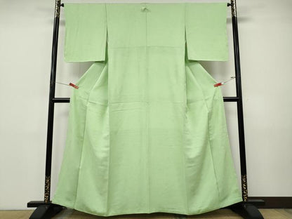 平和屋着物●上質な色無地　花蝶地紋　若芽色　正絹　逸品　未使用　CABI9782ut