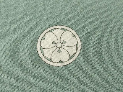 平和屋着物●創業460年・千總　色留袖　刺繍　立波松葉文　暈し染め　金彩　三越扱い　正絹　逸品　CABI9803ut