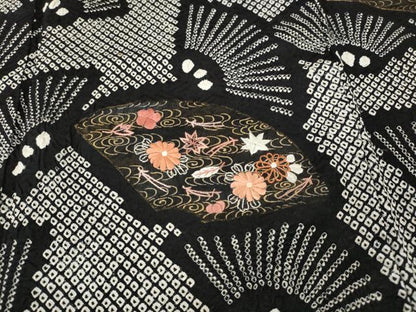 平和屋着物●訪問着　絞り　刺繍　地紙花文　黒地　金彩　正絹　逸品　CABI9805ut