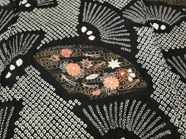 平和屋着物●訪問着　絞り　刺繍　地紙花文　黒地　金彩　正絹　逸品　CABI9805ut