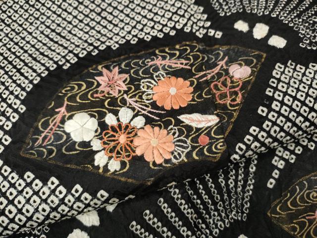 平和屋着物●訪問着　絞り　刺繍　地紙花文　黒地　金彩　正絹　逸品　CABI9805ut