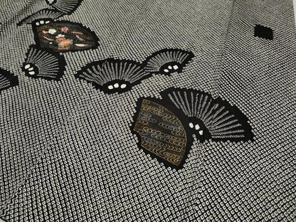 平和屋着物●訪問着　絞り　刺繍　地紙花文　黒地　金彩　正絹　逸品　CABI9805ut