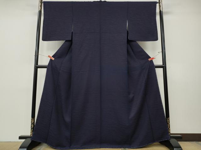 平和屋着物●藍造り国選定無形文化財　藍師・佐藤昭人　色無地　霞地紋　濃鼠色　正絹　逸品　CABI9809ut