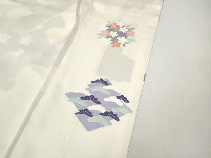 平和屋着物●小振袖　雪芝草花文　金彩　正絹　逸品　CABI9815ut