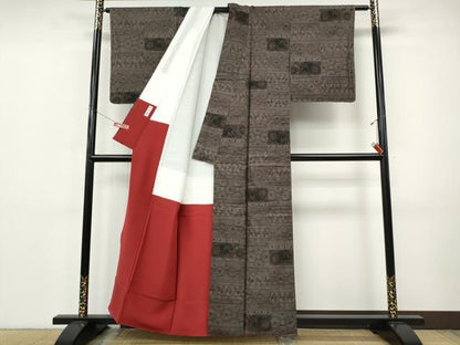 平和屋着物●本場大島紬　9マルキ　横段花鳥文　正絹　逸品　CABI9826ut