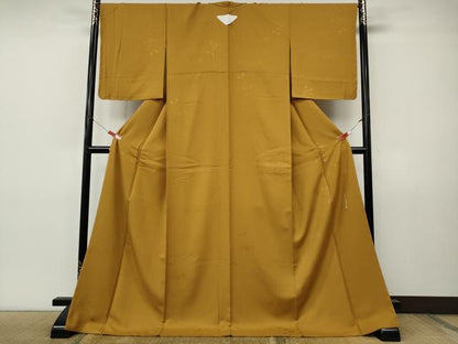 平和屋着物●本草木染作家　瑞寶　色無地　花蝶地紋　山吹色　ロング丈　正絹　逸品　未使用　CABI9880ut