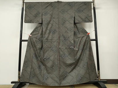 平和屋着物●本場大島紬　7マルキ　格子花文　正絹　逸品　CABI9897ut