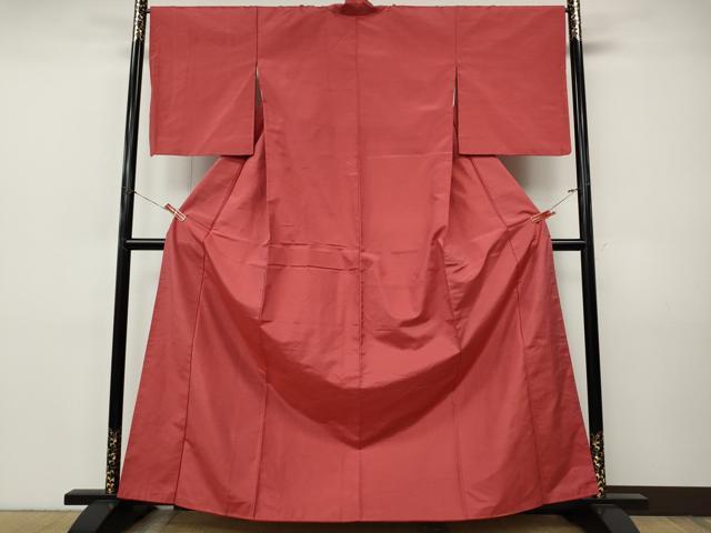 平和屋着物●上質な紬　色無地　韓紅色　正絹　逸品　CABI9899ut