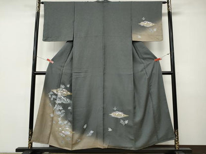 平和屋着物●訪問着　駒刺繍　松皮菱舞葉文　暈し染め　正絹　逸品　CABI9910ut