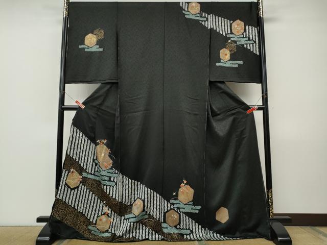 平和屋着物●訪問着　絞り　刺繍　亀甲草花文　黒地　金彩　仮絵羽　正絹　逸品　未使用　CABI9931ut