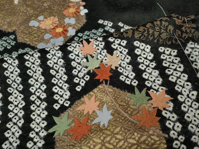 平和屋着物●訪問着　絞り　刺繍　亀甲草花文　黒地　金彩　仮絵羽　正絹　逸品　未使用　CABI9931ut