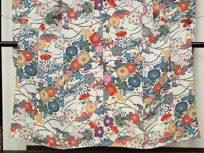 平和屋着物●豪華振袖　紅型　草花づくし　鬼しぼ縮緬　正絹　逸品　CABI9957ut