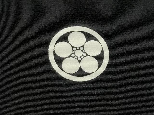 平和屋着物●豪華黒留袖　作家物　駒刺繍　地紙飛鶴花文　暈し染め　金銀彩　正絹　逸品　CABI9986ut