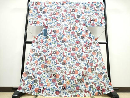 平和屋着物∴夏物　浴衣・小紋兼用　舞蝶菊唐草文　綿麻　逸品　未使用　CABJ0053ng