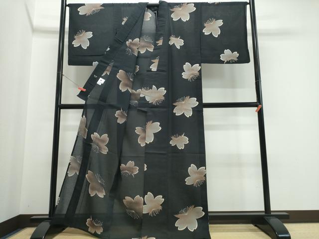 平和屋着物∴夏物　浴衣　コシノジュンコ　JUNKO KOSHINO 　綿紅梅　舞桜　黒地　綿　逸品　CABJ0226ng