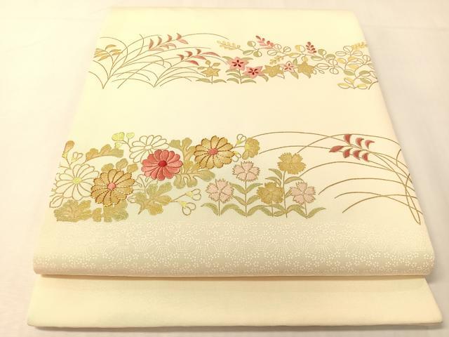 平和屋着物●塩瀬 九寸開き名古屋帯 駒刺繍 草花文 金彩 正絹 逸品 CABJ0401vp