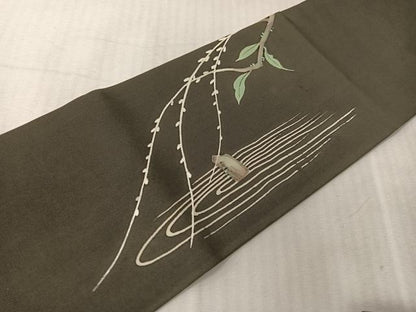 平和屋着物●塩瀬　九寸名古屋帯　手描き　休み鳥　黒地　正絹　逸品　CABJ0438vp