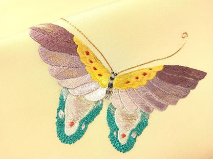 平和屋着物●総刺繍　駒刺繍　つけ帯　舞蝶文　金銀糸　正絹　逸品　CABJ0504vp