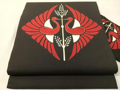 平和屋着物●塩瀬　九寸名古屋帯　駒刺繍　双鳥菱文　黒地　金彩　正絹　逸品　CABJ0622vp