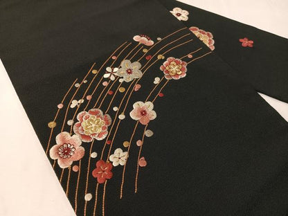 平和屋着物●総刺繍　九寸名古屋帯　駒刺繍　梅花文　黒地　金銀糸　鬼しぼ縮緬　正絹　逸品　CABJ0653vp