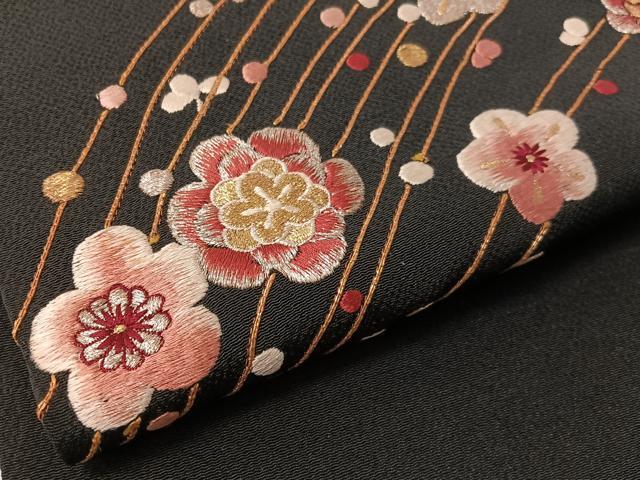 平和屋着物●総刺繍　九寸名古屋帯　駒刺繍　梅花文　黒地　金銀糸　鬼しぼ縮緬　正絹　逸品　CABJ0653vp