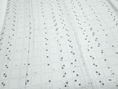 平和屋着物＊夏物　小紋　絽　市松舞花文　正絹　逸品　CABJ1030th