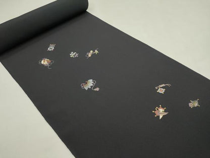 平和屋着物●付下げ　反物　総刺繍　宝尽くし　紫黒色　金糸　丹後ちりめん　着尺　逸品　未使用　CABJ1407ju