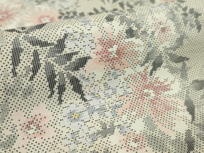 平和屋着物●本場大島紬　反物　白大島　9マルキ　総絣　草花文　丸宮織物謹製　証紙付き　着尺　逸品　未使用　CABJ1424ju