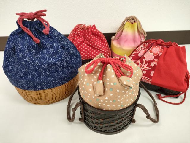 平和屋着物▼夏物　和装小物　和装バッグ　籠巾着まとめて５点　浴衣　縮緬　紬地　麻の葉柄　松竹梅　舞花びらなど　逸品　CABJ1485ju