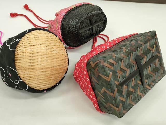 平和屋着物▼夏物　和装小物　和装バッグ　籠巾着まとめて５点　浴衣　縮緬　紬地　絞り　流水花文　丸文など　逸品　CABJ1491ju
