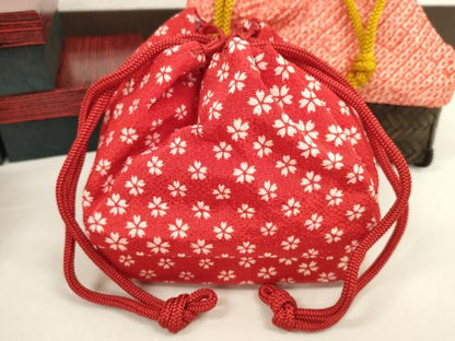 平和屋着物▼夏物　和装小物　和装バッグ　籠巾着まとめて５点　浴衣　縮緬　糸巻き鈴文　紗綾形草花地紋など　逸品　CABJ1494ju