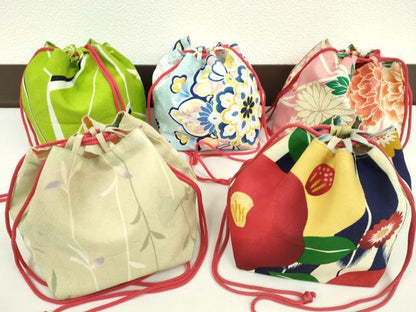 平和屋着物▼和装小物　和装バッグ　巾着まとめて５点　浴衣　椿　枝花文　リバーシブル　金彩　綿など　逸品　CABJ1511ju